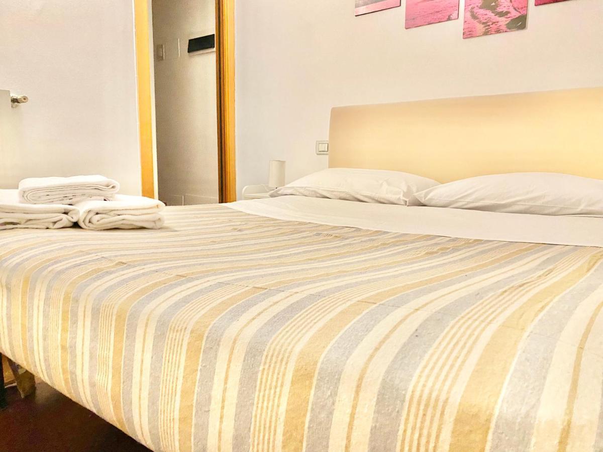 Bilocale In Piazza Duomo 4Pax Apartman Milánó Kültér fotó